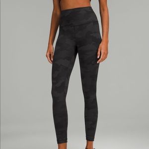 Lululemon Wunder Train High-Rise Tight 25” CAMO (SIZE 4)